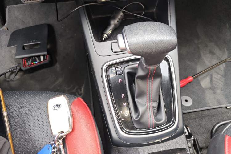 Used Kia KX Cross 2017 1.4L AT GLS
