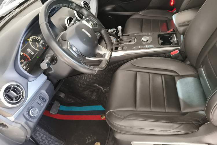 Used Wey VV7 2017 VV7c 2.0T Luxury Model
