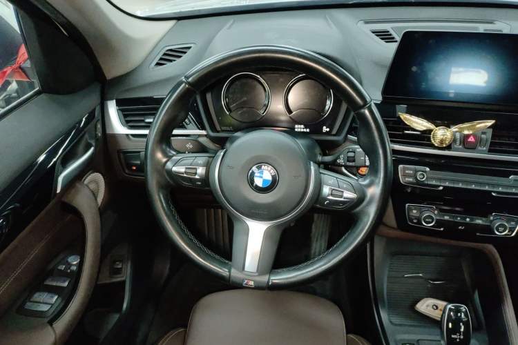 Used BMW X1 2022 sDrive25Li Leading Model
