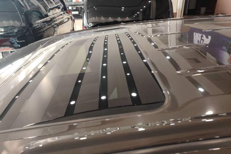 Used Buick GL8 2021 Land Cruiser Executive Class 652T Luxury Model