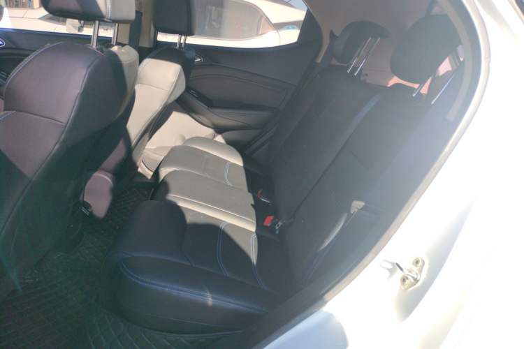 Used BYD Yuan New Energy 2019 EV360 Smart Connect Leading Model
