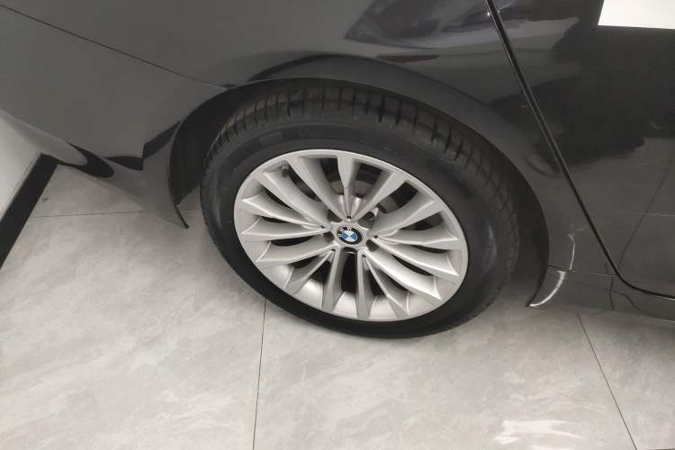 Used BMW 5 Series 2021 525Li Luxury Package
