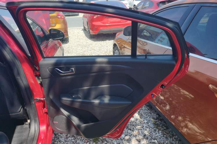 Used Chery Arrizo 5 2016 1.5L Manual Lingrui Edition
