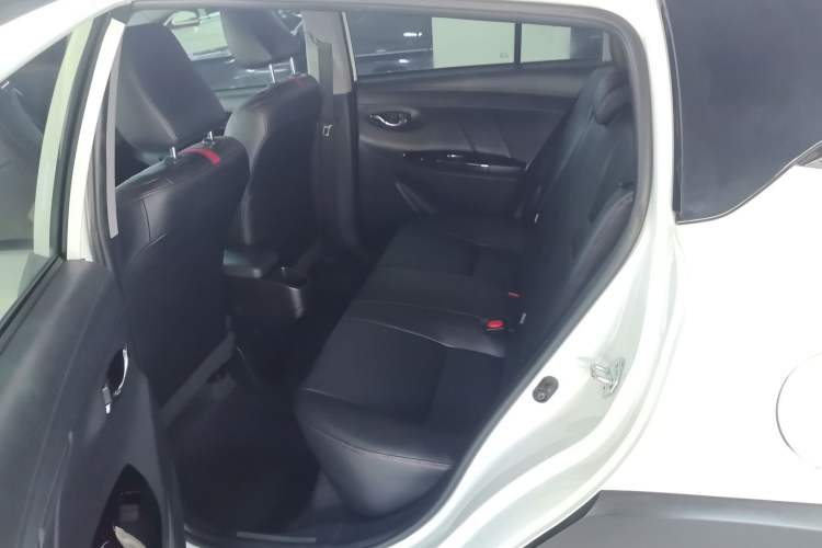 Used Toyota YARiS L 2022 X-Trail 1.5L CVT Luxury PLUS Edition
