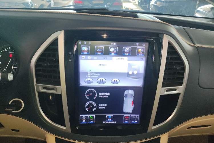 Used Mercedes-Benz Vito 2021 2.0T Elite Version 7 Seats
