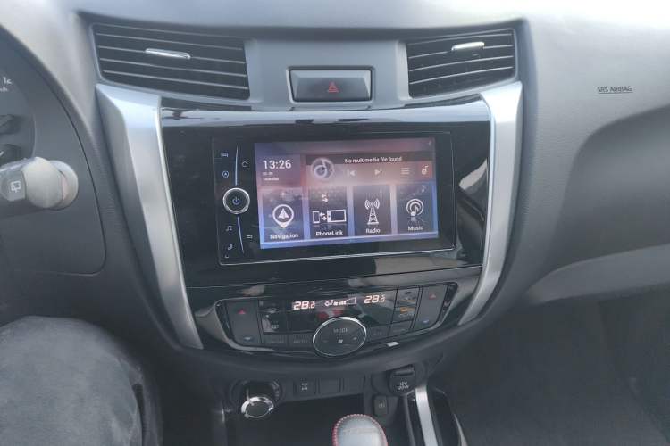 Used Nissan Terra 2018 2.5L Automatic 4x4 Luxury Edition
