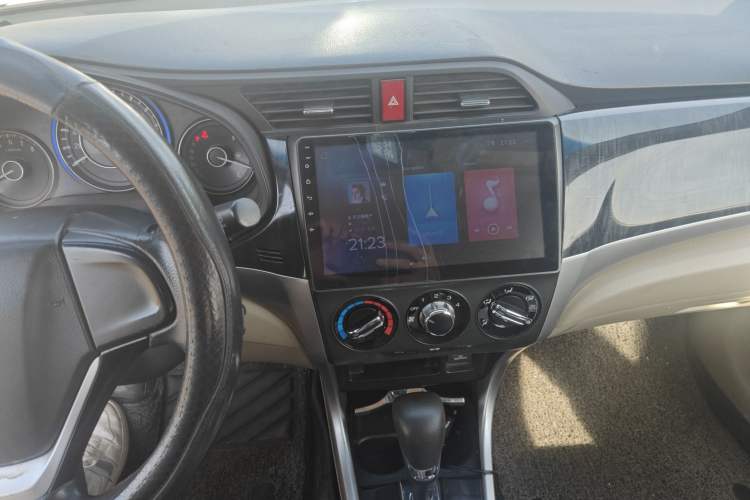 Used Honda Crider 2013 1.8L automatic comfort version
