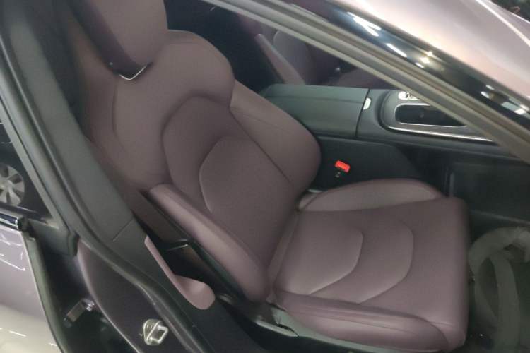 Used  SU7 2024 Four-Wheel Drive Ultra-Long Range Advanced Intelligent Driving Max Edition
