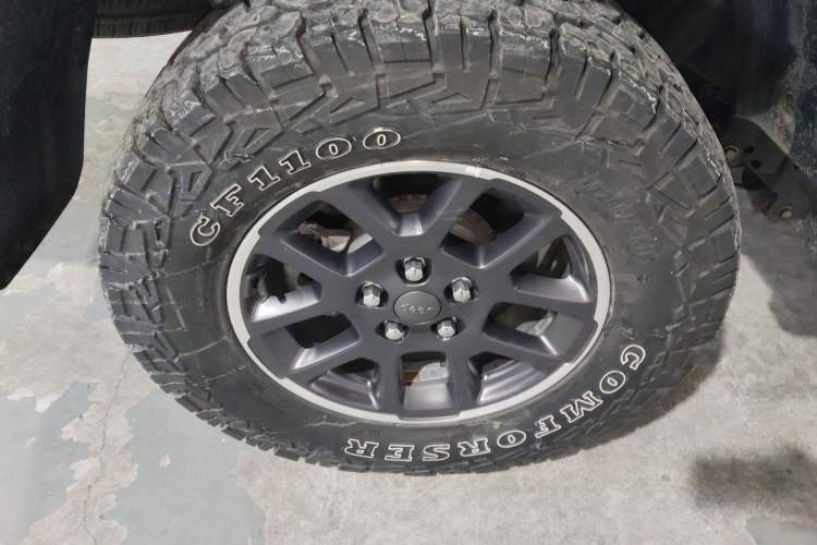 Used  Gladiator 2022 3.6L Pioneer Edition