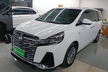 Used Buick GL8 2023 Facelifted Land Cruiser Executive Luxury Version