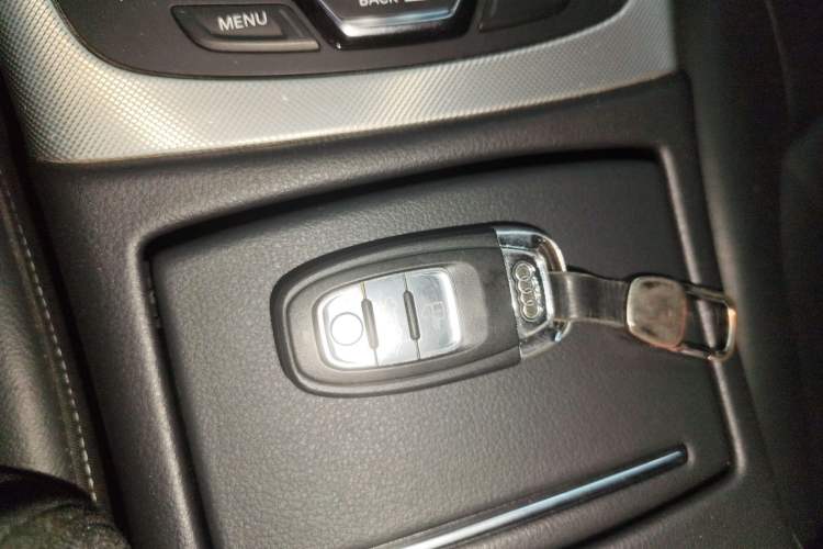 Used Audi A6L 2018 30th Anniversary Edition 35 TFSI Fashion Model
