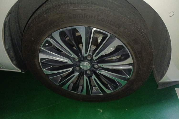 Used Buick GL8 2022 ES Land Cruiser 653T Luxury Model
