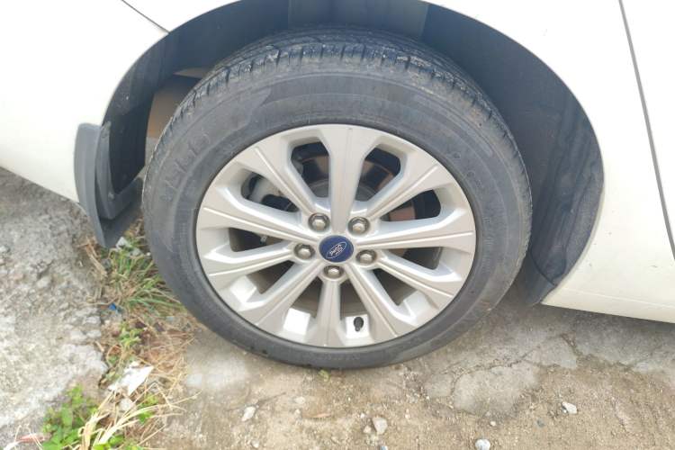 Used Ford Escort 2017 Happiness Edition 1.5L Automatic Fashion Version