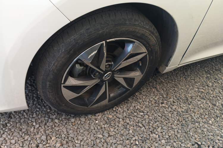 Used GAC Trumpchi M6 2021 270T DCT Elite Edition (7-seater)
