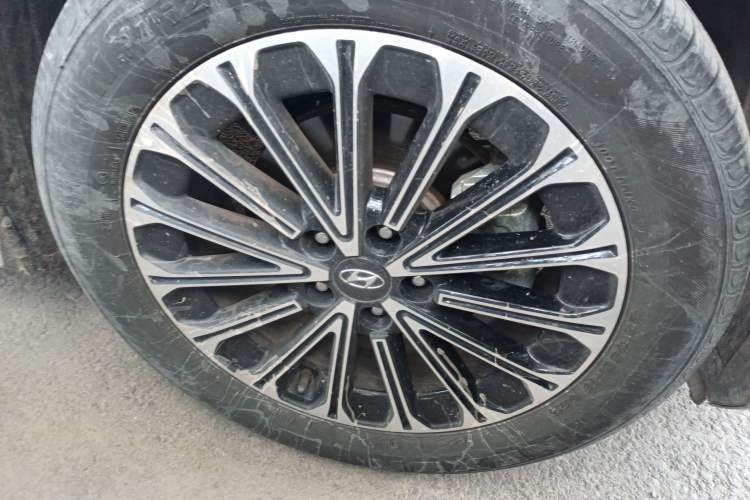 Used Hyundai Custo 2024 270TGDi LUX Prestige Edition
