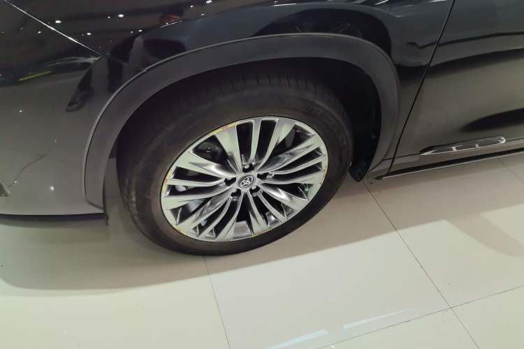 Used Toyota Highlander 2022 Dual-Engine 2.5L Four-Wheel Drive Prestige Version 7 Seats
