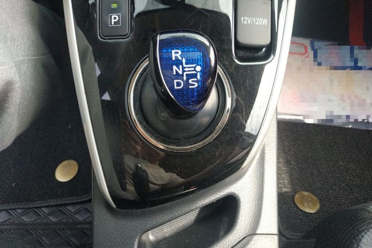 Used Toyota Levin 2017 Revised Dual-Engine 1.8H GS E-CVT Elite Sunroof Version China V Standard
