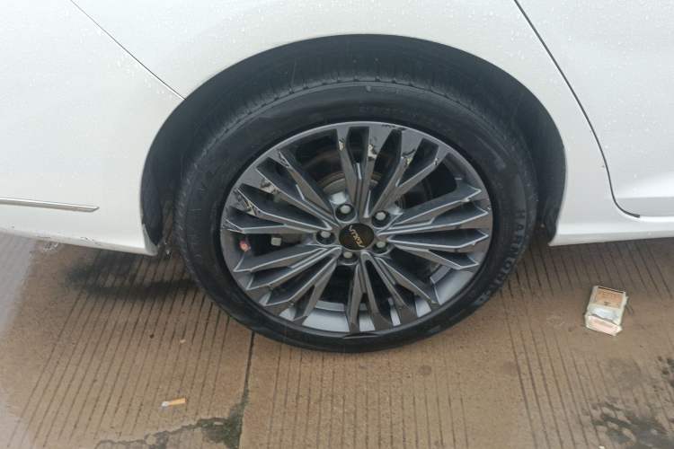 Used Dongfeng Aeolus Yixuan MAX 2021 1.5T Super-Powered Dad Edition
