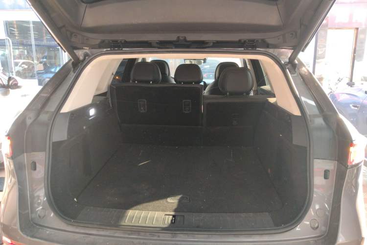 Used Chery Tiggo 9 2023 2.0T Dual-Clutch Two-Wheel Drive Luxury Edition 5 Seats