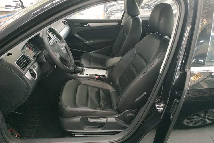 Used Volkswagen Passat 2014 1.8TSI DSG Luxury Edition