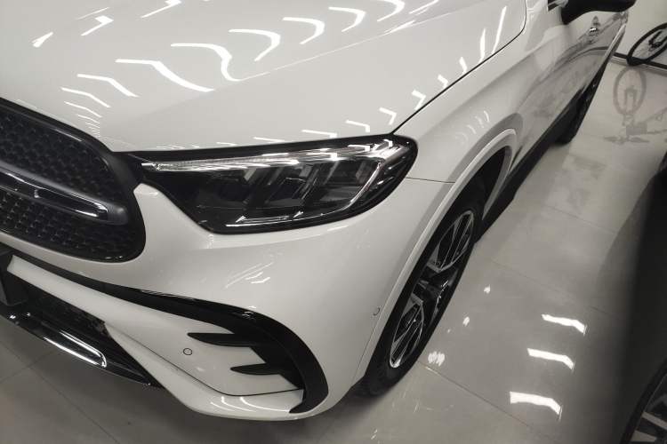 Used Mercedes-Benz GLC 2023 GLC 260 L 4MATIC Luxury Model 5 Seats