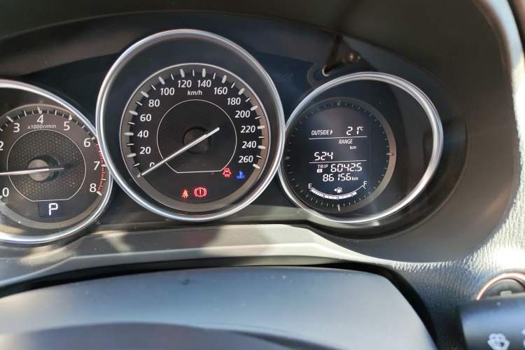 Used Mazda Atenza 2015 2.5L Blue Sky Prestige Edition
