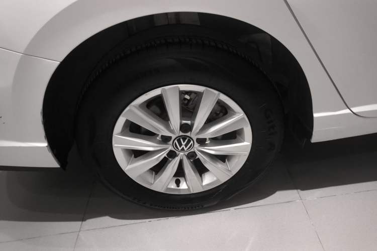 Used Volkswagen Lavida 2023 Revised 1.5L Automatic DeYi Edition