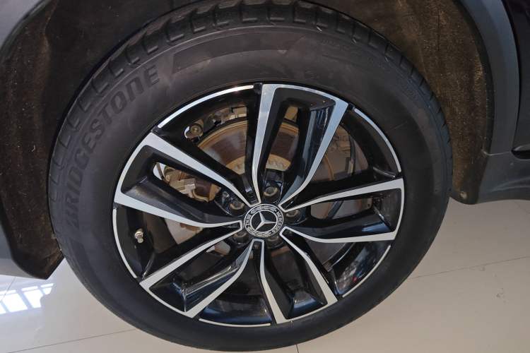 Used Mercedes-Benz GLC 2022 Facelift GLC 260 L 4MATIC Luxury Edition
