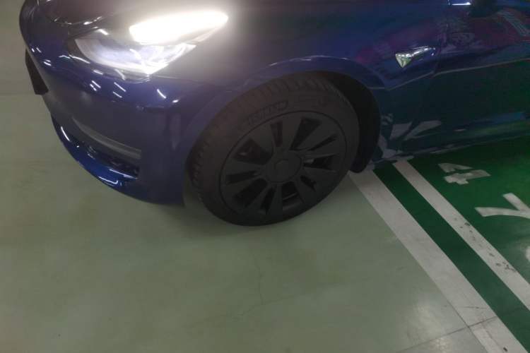 Used Tesla Model 3 2019 Long-Range Rear-Wheel-Drive Version
