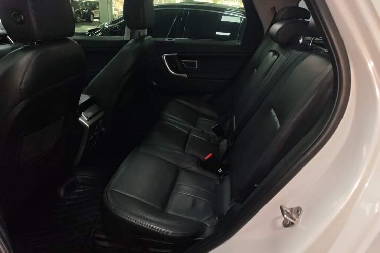 Used Land Rover Discovery Sport 2018 240 PS HSE Version
