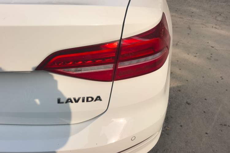 Used Volkswagen Lavida 2018 1.5L Automatic Fashion Edition China V Standard
