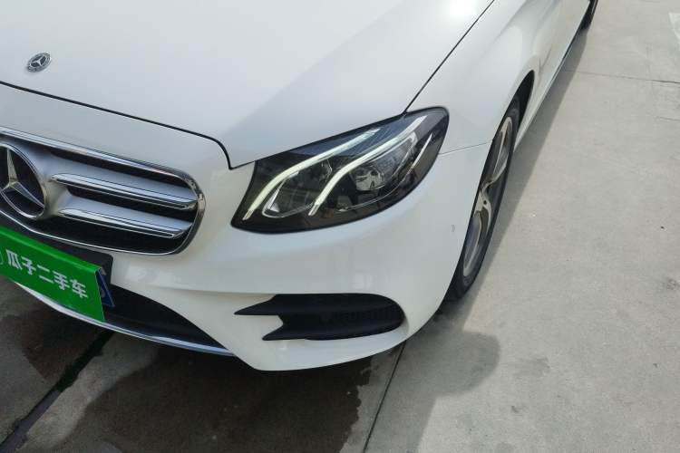 Used Mercedes-Benz E-Class 2017 E 300 L Sporty and Stylish Model
