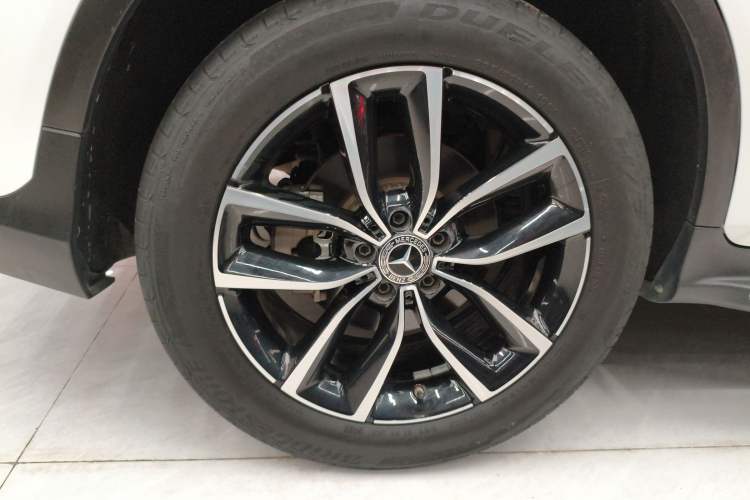 Used Mercedes-Benz GLC 2020 Facelift GLC 260 L 4MATIC Luxury Edition
