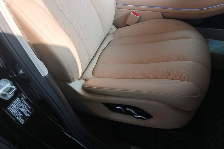 Used Hima AITO M7 2024 1.5T Intelligent Driving 4WD Max Edition 5 Seats