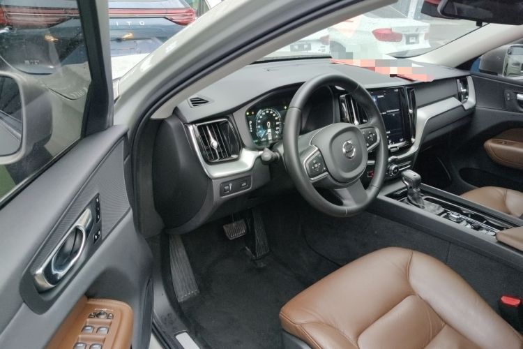 Used Volvo XC60 2020 T5 4x4 Zhiyi Luxury Edition
