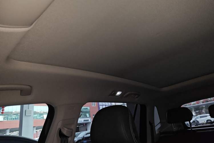 Used Volkswagen Tiguan L 2024 330TSI Automatic Two-Wheel Drive R-Line Enhanced Edition
