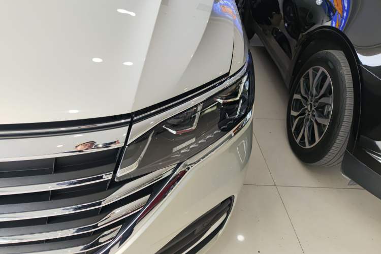 Used Volkswagen Viloran 2020 330TSI Luxury Edition