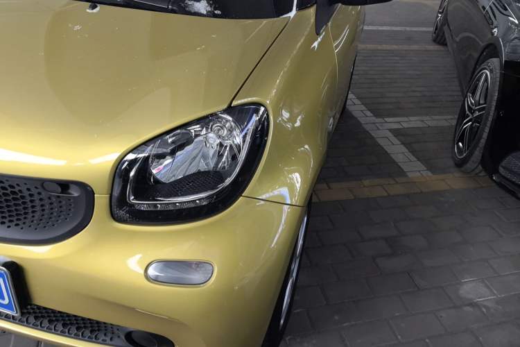 Used  fortwo 2018 1.0L 52kW Hardtop Dynamic Version China V