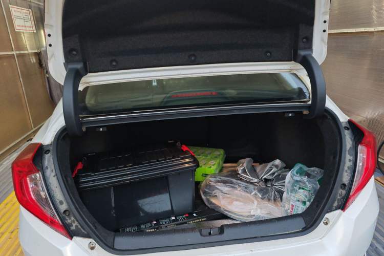 Used Honda Civic 2016 220TURBO CVT Luxury Edition
