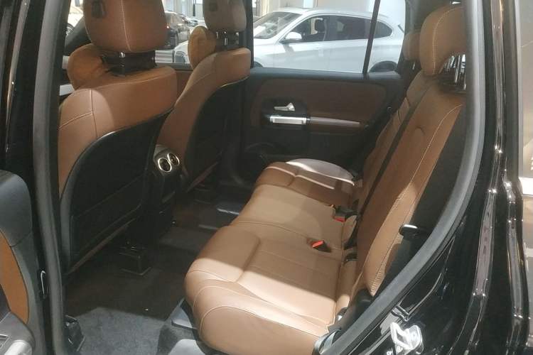 Used Mercedes-Benz GLB 2024 Refresh GLB 220 Dynamic Edition
