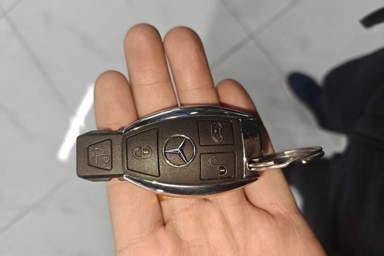 Used Mercedes-Benz V-Class 2021 V 260 L Long-wheelbase Luxury Edition