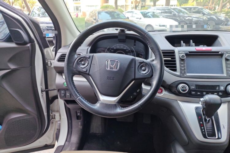 Used Honda CR-V 2013 2.4L Two-Wheel-Drive Luxury Edition