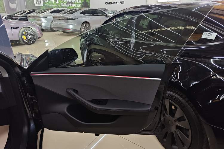 Used Tesla Model 3 2023 Rear-Wheel-Drive Version
