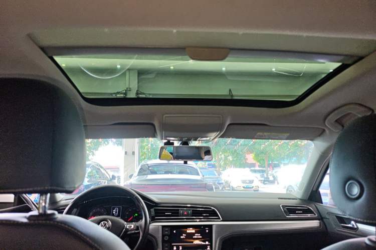 Used Volkswagen Lamando 2019 280TSI DSG Comfort Edition China VI standard
