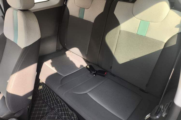 Used  Lumin 2023 301km Honey Dew Edition
