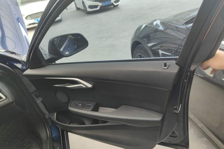 Used BMW 1 Series 2018 118i Design Package Edition
