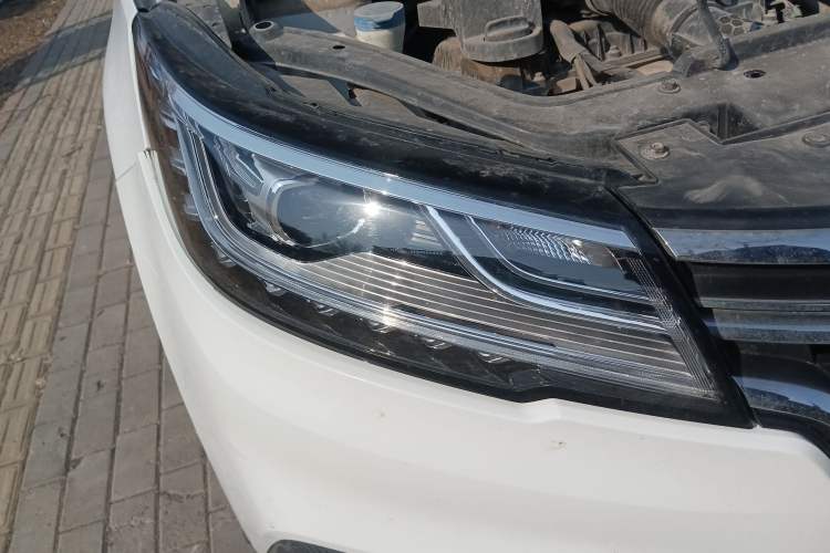 Used Roewe RX3 2020 1.6L Manual 4G Connect Ultra-Fresh Flagship Edition