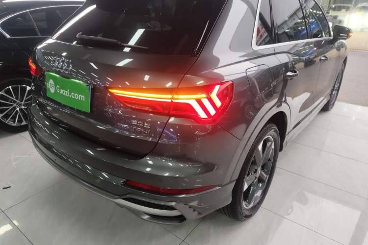 Used Audi Q3 2020 35 TFSI Fashion Dynamic Model
