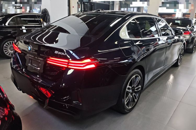 Used BMW 5 Series 2025 530Li Leading Model M Sport Package
