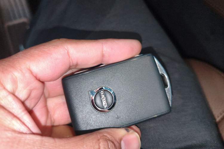 Used Volvo XC90 2020 Facelifted T6 Zhiyi Luxury 7-Seater
